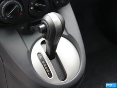 2012款 两厢 1.5L 自动 炫动超值版