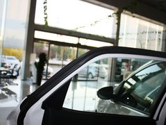 2012款 两厢 1.5L 自动 炫动豪华版