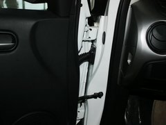 2012款 两厢 1.5L 自动 炫动豪华版