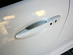 2012款 两厢 1.5L 自动 炫动豪华版