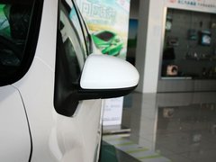 2012款 两厢 1.5L 自动 炫动豪华版