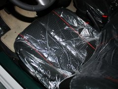 2012款 两厢 1.5L 自动 炫动豪华版