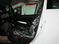 长安马自达  Mazda2两厢 1.5L AT 驾驶席座椅正视图