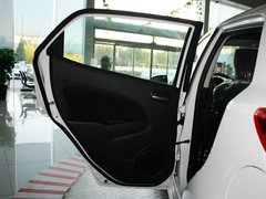 2012款 两厢 1.5L 自动 炫动豪华版