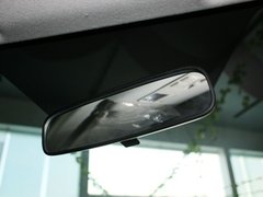 2012款 两厢 1.5L 自动 炫动豪华版