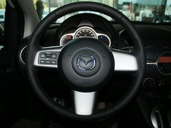 2012款 两厢 1.5L 自动 炫动豪华版