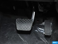2012款 两厢 1.5L 自动 炫动豪华版