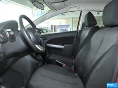 2012款 两厢 1.5L 自动 炫动豪华版