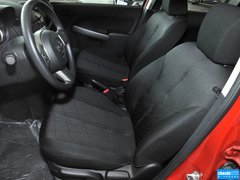 2012款 两厢 1.5L 自动 炫动豪华版