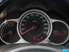 2012款 两厢 1.5L 自动 炫动豪华版