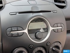 2012款 两厢 1.5L 自动 炫动豪华版