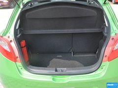 2012款 两厢 1.5L 自动 炫动豪华版