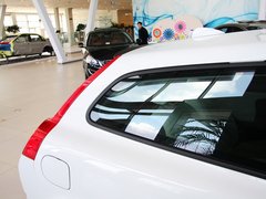 沃尔沃C30 2013款 2.0L DCT 炫动款