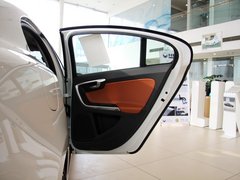 2013款 2.0T 自动 智雅版