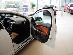 2013款 2.0T 自动 智雅版