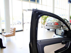 2013款 2.0T 自动 智雅版 5座