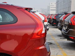 2013款 2.0T 自动 舒适版 5座