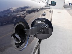 2013款 3.0T 自动 AWD舒适版 5座