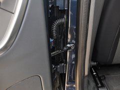 2013款 3.0T 自动 AWD舒适版 5座