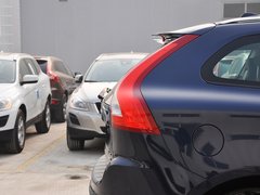 2013款 3.0T 自动 AWD舒适版 5座