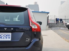 2013款 3.0T 自动 AWD舒适版 5座