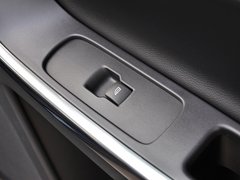 2013款 3.0T 自动 AWD舒适版 5座