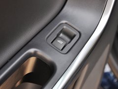 2013款 3.0T 自动 AWD舒适版 5座