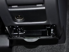 2013款 3.0T 自动 AWD舒适版 5座