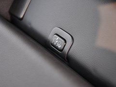 2013款 3.0T 自动 AWD舒适版 5座