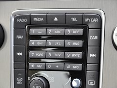 2013款 3.0T 自动 AWD舒适版 5座