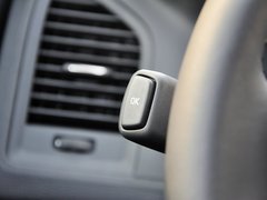 2013款 3.0T 自动 AWD舒适版 5座
