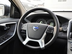 2013款 3.0T 自动 AWD舒适版 5座