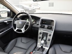 2013款 3.0T 自动 AWD舒适版 5座