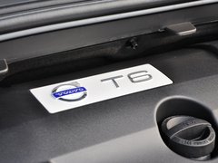 2013款 3.0T 自动 AWD舒适版 5座