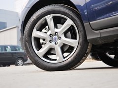 2013款 3.0T 自动 AWD舒适版 5座