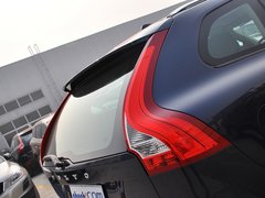 2013款 3.0T 自动 AWD舒适版 5座