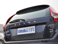 2013款 3.0T 自动 AWD舒适版 5座