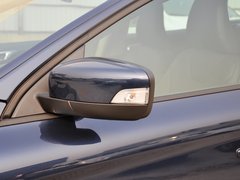 2013款 3.0T 自动 AWD舒适版 5座