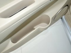 2013款 1.6 手动 创想版 7座