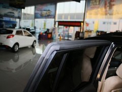 2013款 1.8 CVT 尊享版 7座