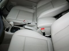 2013款 1.8 CVT 尊享版 7座