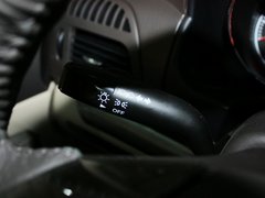 2013款 1.8 CVT 尊享版 7座