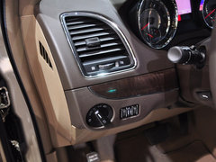 2013款 3.6L 自动 豪华版 7座