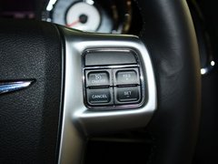 2013款 3.6L 自动 豪华版 7座