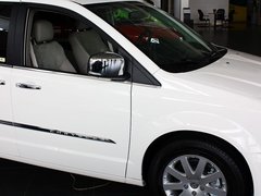 2013款 3.6L 自动 豪华版 7座