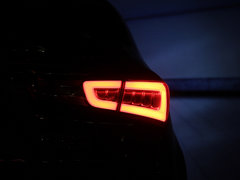 2013款 1.8L 自动 Premium