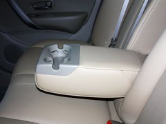2012款 1.6 自动 豪华型