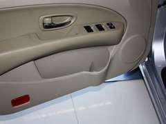 2012款 1.6 自动 豪华型