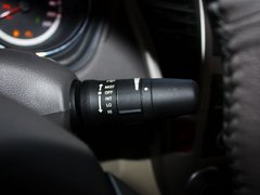 2012款 1.6 自动 豪华型