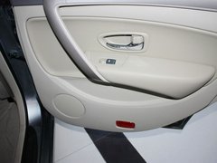 2012款 1.6 手动 尊贵型